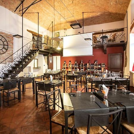Palazzo Centro Alloggi Vacanza Nizza Monferrato Buitenkant foto
