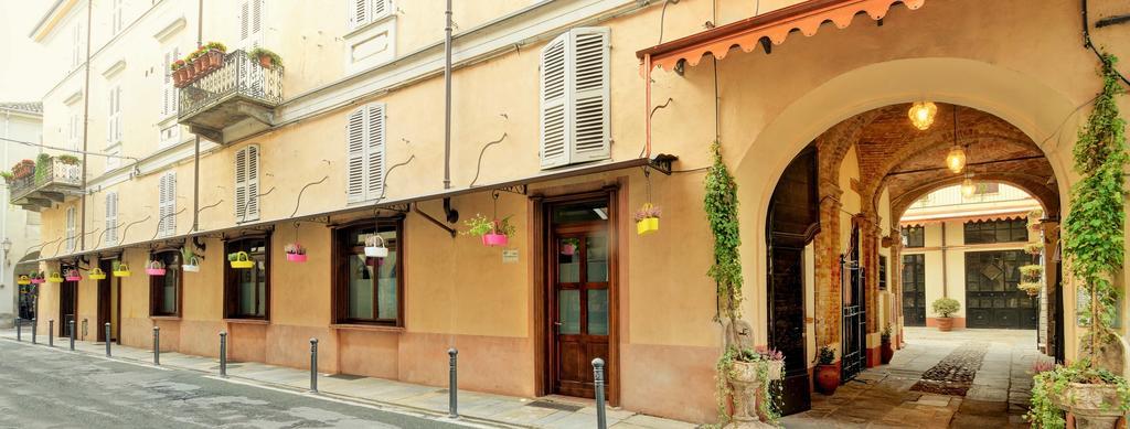 Palazzo Centro Alloggi Vacanza Nizza Monferrato Buitenkant foto